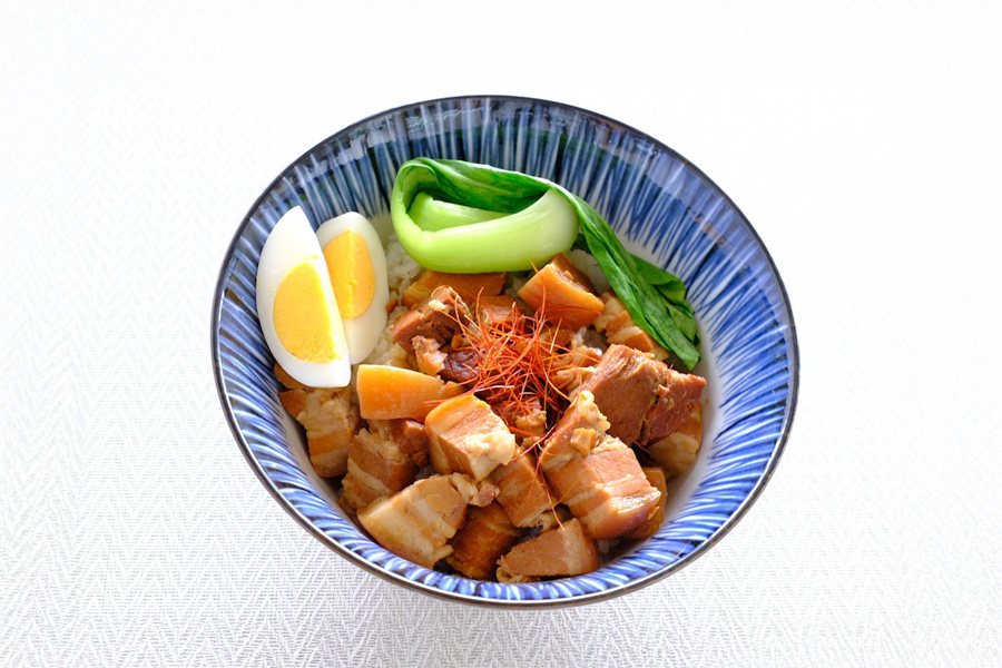 魯肉飯（ルーローハン）