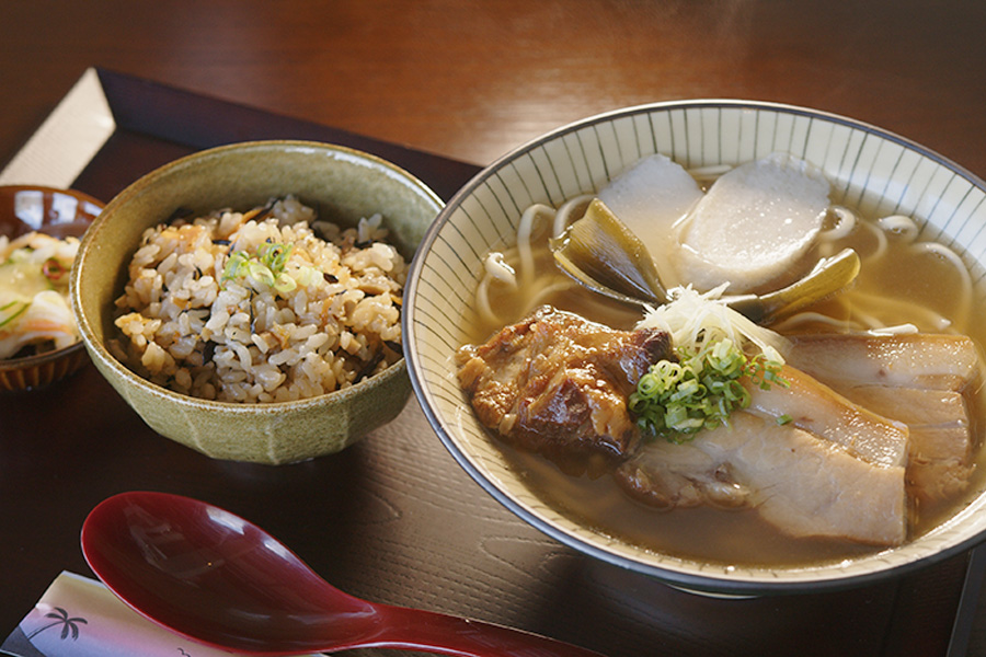 沖縄そばじゅーしーセット